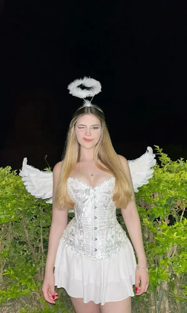 Angel Costumes for College Girls