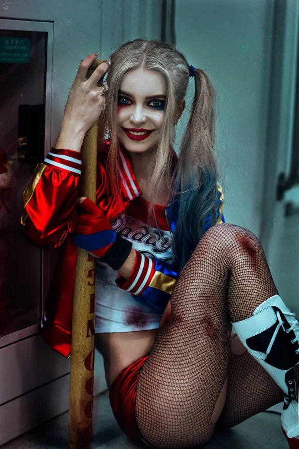 Harley Quinn Halloween Costumes for College Girls