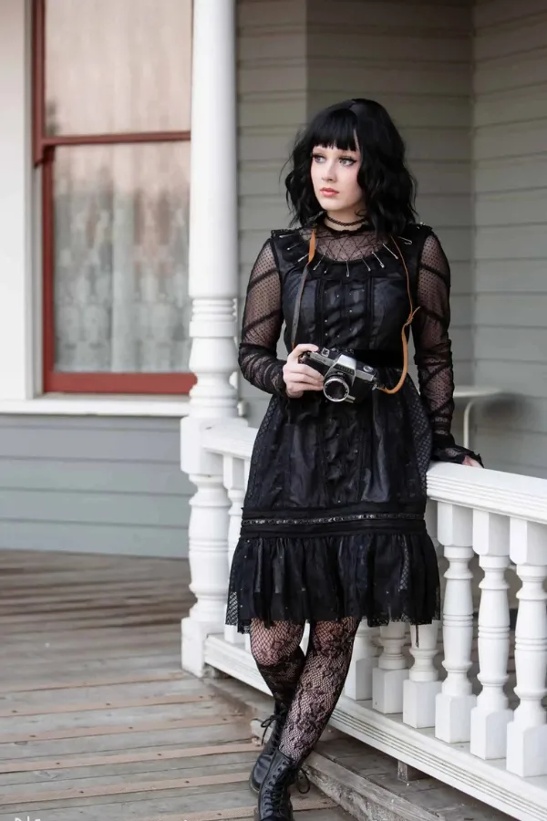 Lydia Deetz Halloween Costumes for College Girls