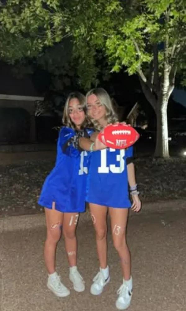Sports Jersey & Face Paint Halloween Costumes for College Girls
