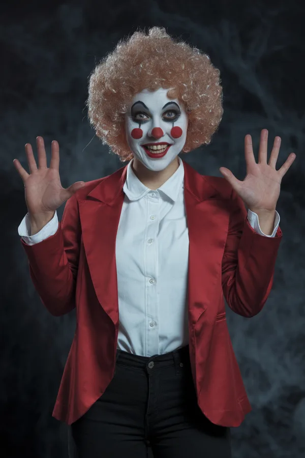 Scary Clown Last-Minute College costume