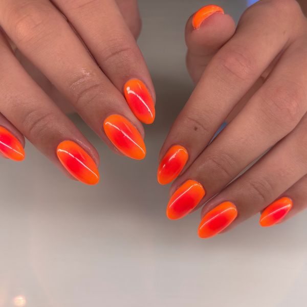 Halloween Gradient nail design