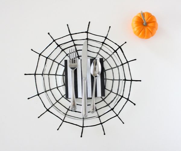 creative Halloween decor