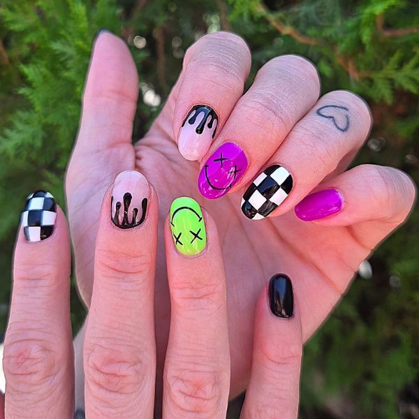 Halloween short Pop-Punk Nail Art