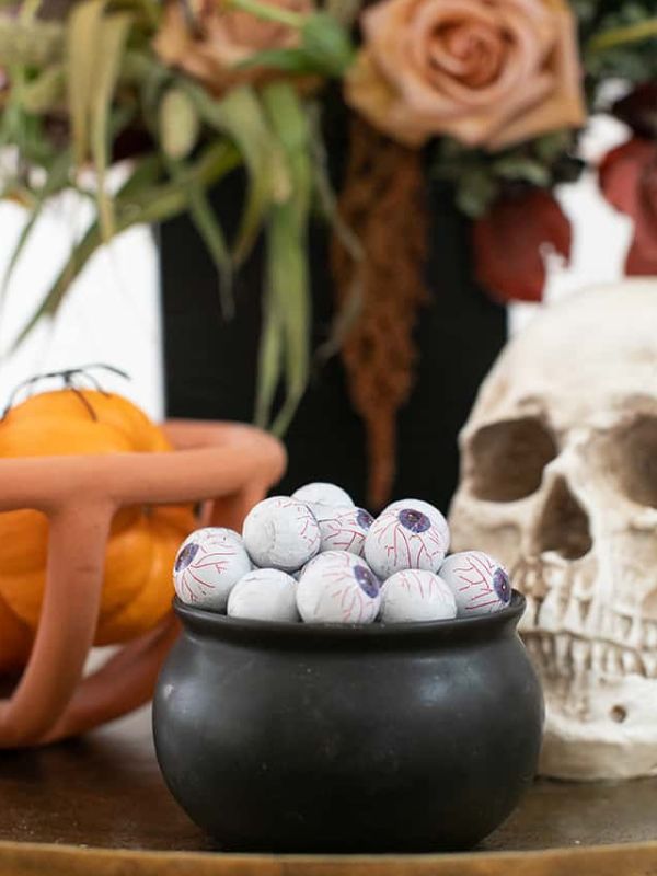 Inexpensive Halloween Decor Idea