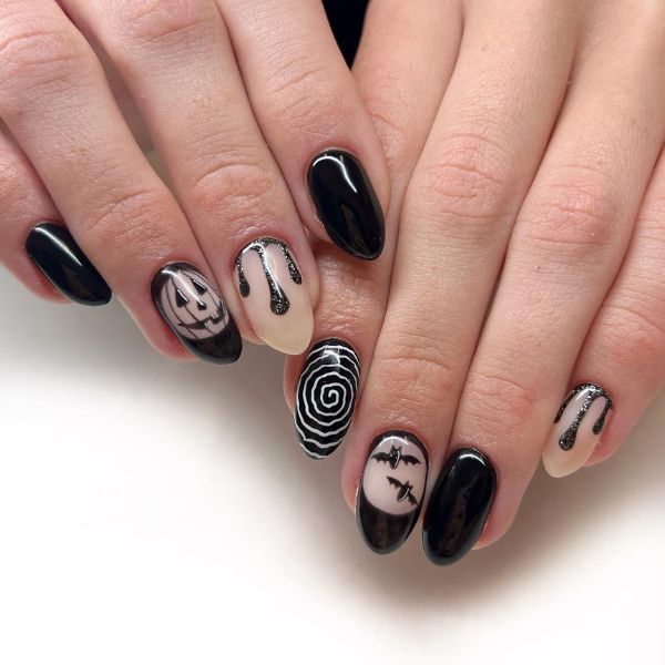 Spooky Halloween short Nails
