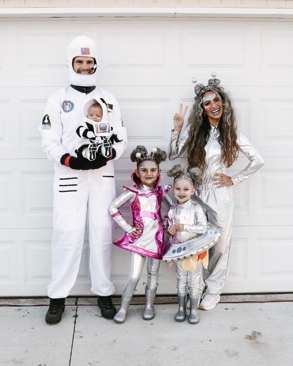 Best family space theme Halloween costumes
