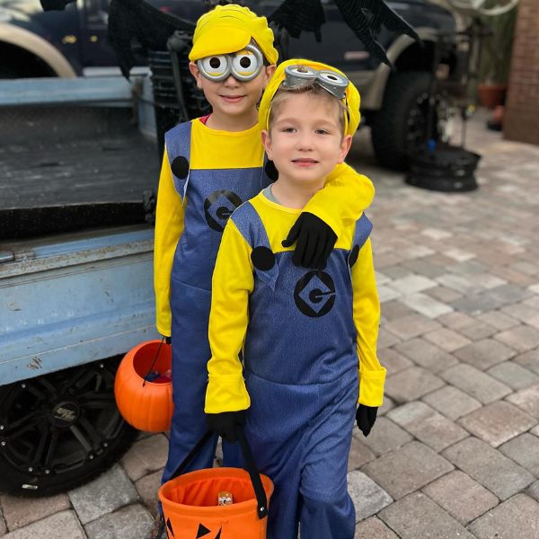 Minion Halloween costume for kids