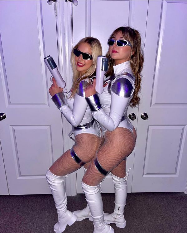Space Girl Halloween Costume idea for best friends