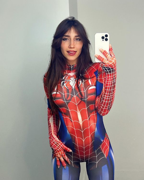 Spider-Man costume for teenage girls