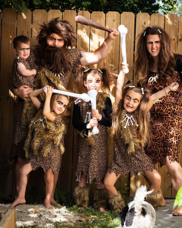 funny matching family costumes for halloween
